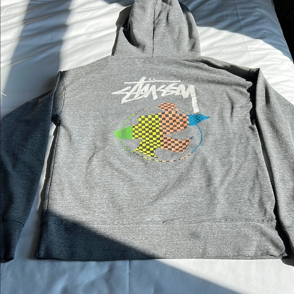 Stussy Gray Hoodie with Vibrant Graphic - Picture 2 of 8